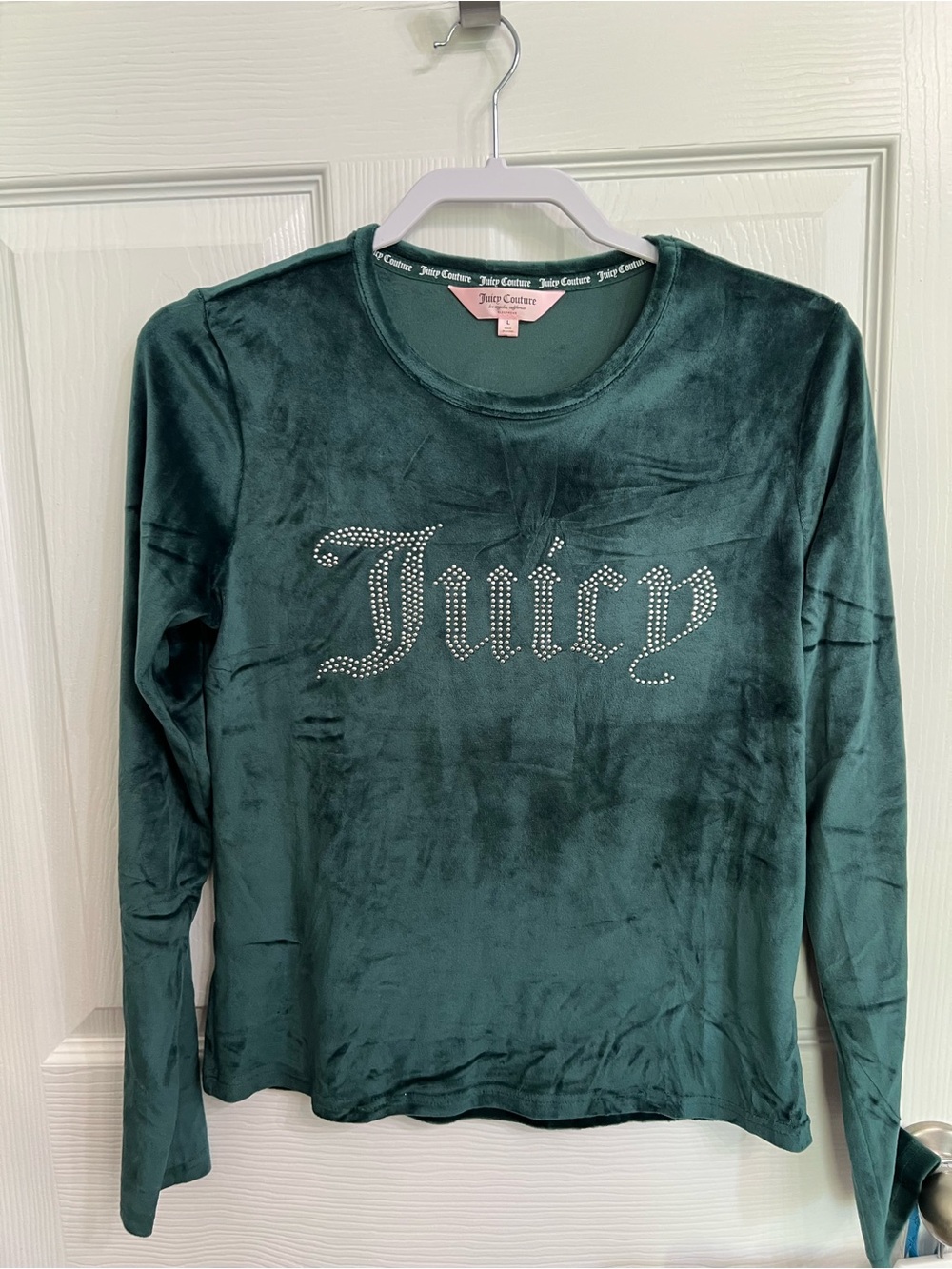 Juicy Couture Los Angeles California sleepwear green velvet bedazzled shirt L